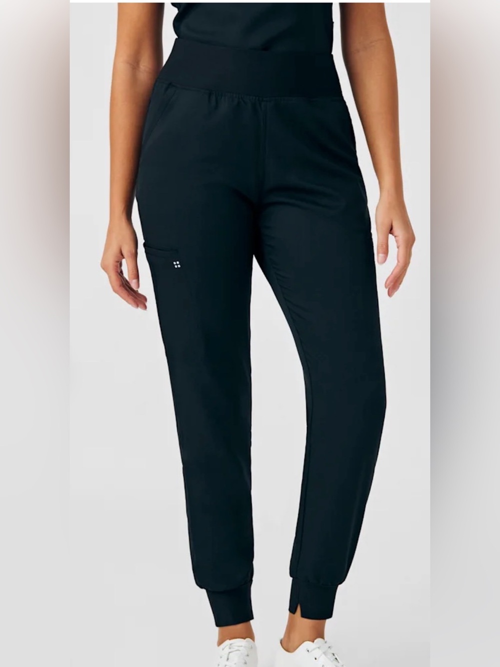 White Cross VIBE Women’s Black Scrub Jogger Pants